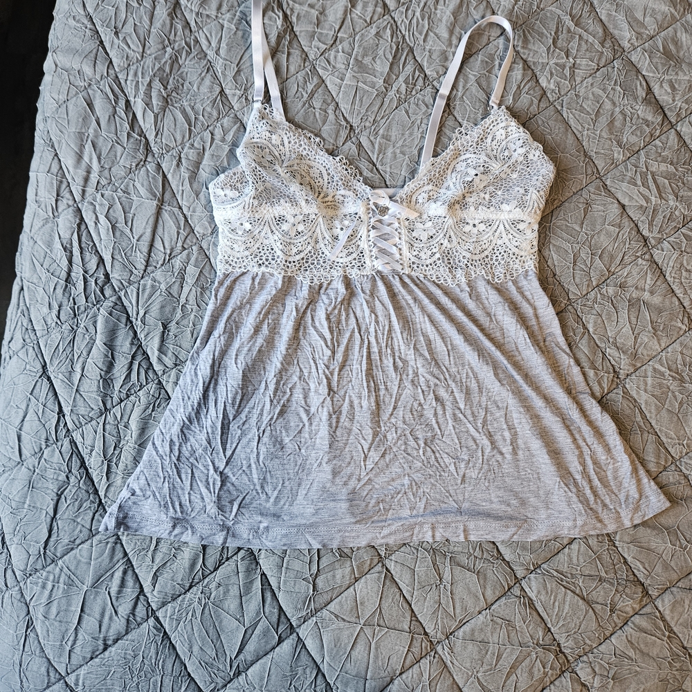 Daisy Fuentes Lingerie